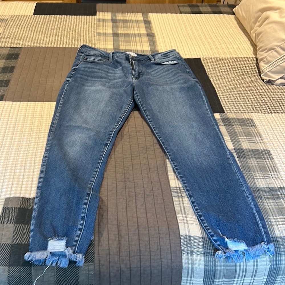 KANCAN JEANS